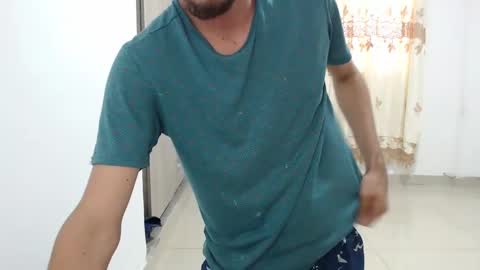 Snapshot of myke_xxx chatting on December 19, 2024, 2:57 pm mike online show from December 19, 2024, 2:57 pm