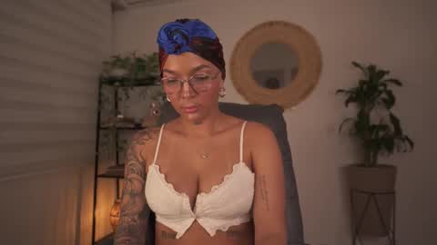 jacke BUNNY online show from January 17, 2026, 12:48 am