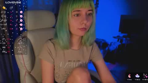 Snapshot of mylaweb chatting on January 15, 2026, 3:11 am MylaFlores online show from January 15, 2026, 3:11 am