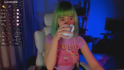 Snapshot of mylaweb chatting on January 16, 2026, 3:21 am MylaFlores online show from January 16, 2026, 3:21 am