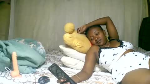 Snapshot of mylindasweet chatting on January 5, 2025, 10:32 am linda online show from January 5, 2025, 10:32 am