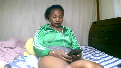 Snapshot of mylindasweet chatting on January 26, 2025, 3:48 am linda online show from January 26, 2025, 3:48 am