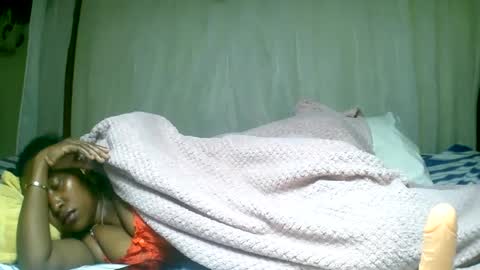 Snapshot of mylindasweet chatting on January 27, 2025, 12:12 am linda online show from January 27, 2025, 12:12 am