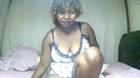 Snapshot of mylindasweet chatting on February 4, 2025, 7:18 am linda online show from February 4, 2025, 7:18 am