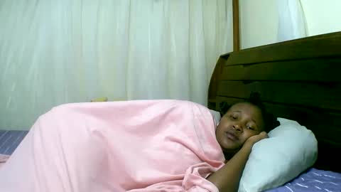 Snapshot of mylindasweet chatting on February 17, 2025, 10:25 pm linda online show from February 17, 2025, 10:25 pm