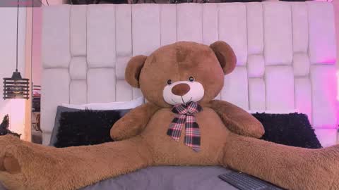 Snapshot of mylittleemily chatting on December 3, 2025, 3:58 am emy online show from December 3, 2025, 3:58 am