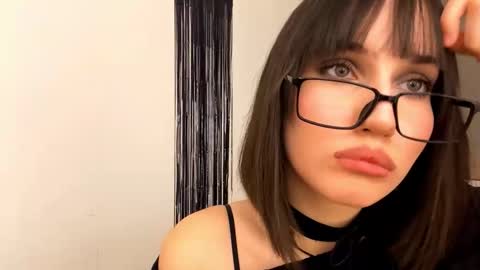 mylittlemolly online show from November 24, 2025, 3:56 pm