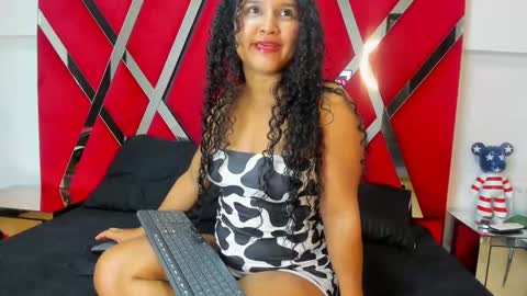 mylix69ht online show from November 9, 2025, 5:17 am