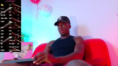 Snapshot of mylowallacee chatting on March 3, 2025, 10:52 pm Mylo Wallace online show from March 3, 2025, 10:52 pm
