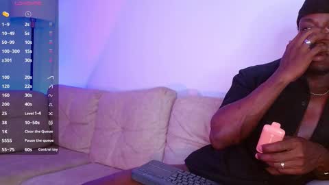 Snapshot of mylowallacee chatting on February 22, 2026, 1:51 am Mylo Wallace online show from February 22, 2026, 1:51 am