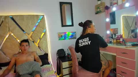 Myluandjack online show from October 22, 2025, 11:37 pm