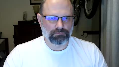 Snapshot of mysecretaccount0311_bravo chatting on April 22, 2026, 5:21 am Just hanging out - No pressure online show from April 22, 2026, 5:21 am
