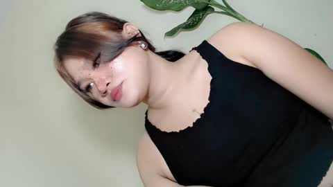 mysterious_honeyghe online show from April 18, 2026, 2:26 am