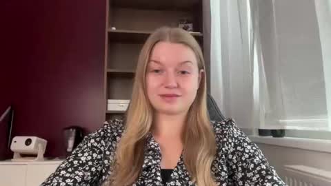 Snapshot of mysteryericax chatting on July 7, 2026, 9:24 am Erica online show from July 7, 2026, 9:24 am