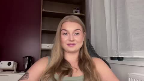 Snapshot of mysteryericax chatting on July 10, 2026, 11:57 am Erica online show from July 10, 2026, 11:57 am