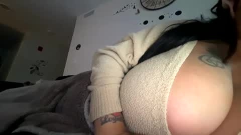 Snapshot of mysterygirl6919 chatting on December 7, 2024, 8:05 pm Mystery online show from December 7, 2024, 8:05 pm