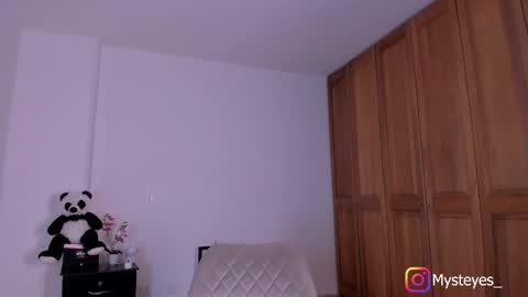 Snapshot of mysteyes chatting on February 25, 2025, 1:30 am Elena online show from February 25, 2025, 1:30 am