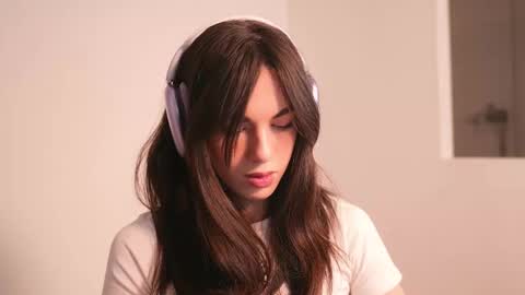 MILLI online show from November 3, 2025, 12:17 pm