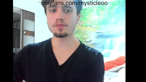 Mystic Leo online show from December 17, 2024, 1:38 pm