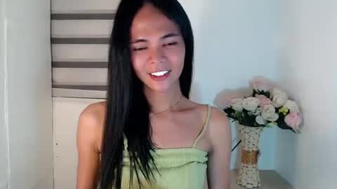 Snapshot of mysticofcum22 chatting on January 5, 2025, 3:45 pm Krestine online show from January 5, 2025, 3:45 pm