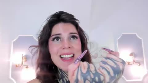 Snapshot of mystikdoll chatting on September 22, 2025, 3:36 pm Misteika online show from September 22, 2025, 3:36 pm