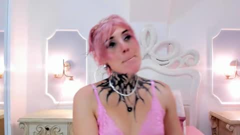 Snapshot of mystikdoll chatting on September 24, 2025, 11:46 am Misteika online show from September 24, 2025, 11:46 am