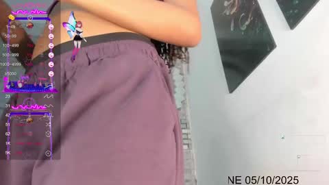          online show from October 5, 2025, 2:37 pm