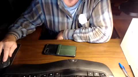 Snapshot of mytimeyourtimeourtime chatting on November 1, 2025, 7:49 pm ItsTime online show from November 1, 2025, 7:49 pm