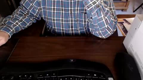 Snapshot of mytimeyourtimeourtime chatting on November 12, 2025, 6:19 pm ItsTime online show from November 12, 2025, 6:19 pm