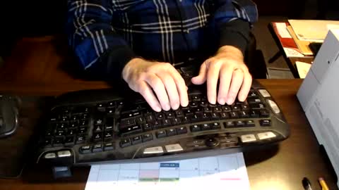 Snapshot of mytimeyourtimeourtime chatting on December 19, 2025, 8:38 pm ItsTime online show from December 19, 2025, 8:38 pm