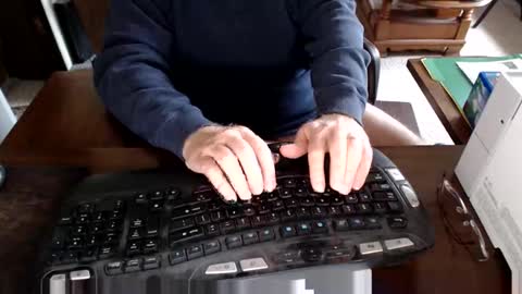 Snapshot of mytimeyourtimeourtime chatting on January 7, 2026, 6:10 pm ItsTime online show from January 7, 2026, 6:10 pm