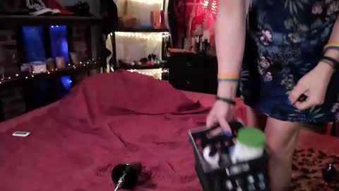 Snapshot of mzjadenyxxx chatting on November 16, 2025, 7:03 am Jade Nyxxx online show from November 16, 2025, 7:03 am