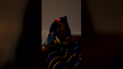 Snapshot of n1_ca chatting on December 14, 2025, 11:26 am n1_ca online show from December 14, 2025, 11:26 am