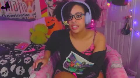 Snapshot of n1nt3ndh03 chatting on January 2, 2025, 4:20 am kiwi online show from January 2, 2025, 4:20 am