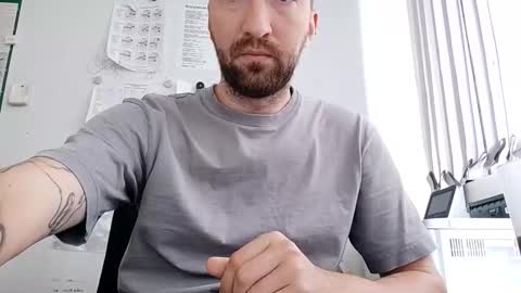 Mr Bigmagnum online show from September 9, 2025, 8:14 am