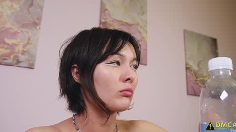 Snapshot of na__na chatting on December 15, 2024, 4:37 pm Sonmi online show from December 15, 2024, 4:37 pm