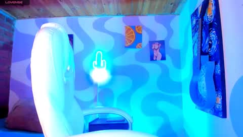 Camila-   free online show from December 24, 2024, 5:55 pm