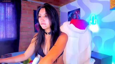 Camila-   free online show from December 28, 2024, 7:43 pm