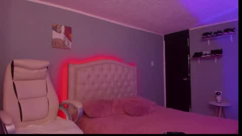 Snapshot of naath_ chatting on March 11, 2026, 1:44 am anny online show from March 11, 2026, 1:44 am