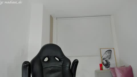 Nadia  INST Nadiaa dc online show from February 2, 2025, 4:05 am