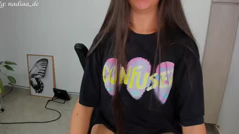 Nadia  INST Nadiaa dc online show from February 15, 2025, 3:52 am