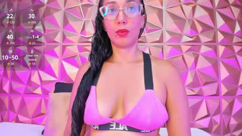 Snapshot of nadiajalil chatting on May 20, 2026, 8:26 pm nadiajalil online show from May 20, 2026, 8:26 pm