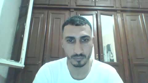 V online show from January 4, 2025, 12:49 pm