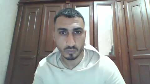 V online show from February 1, 2025, 11:32 am