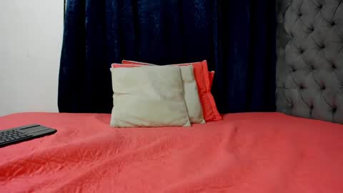 Snapshot of nahirobyy_ebonyy chatting on January 28, 2025, 7:00 pm nahirobyy ebonyy online show from January 28, 2025, 7:00 pm