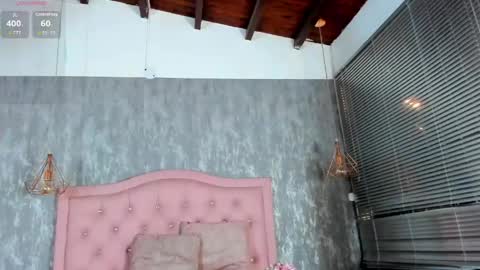   online show from April 14, 2026, 12:33 pm