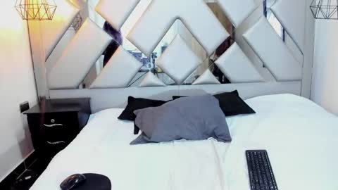 Nahomi  online show from October 5, 2025, 8:07 pm