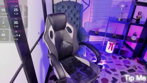 Snapshot of nahomirichards chatting on October 18, 2025, 6:05 am Nahomi online show from October 18, 2025, 6:05 am