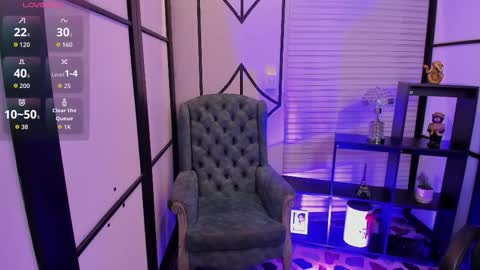 Snapshot of nahomirichards chatting on November 8, 2025, 6:35 am Nahomi online show from November 8, 2025, 6:35 am