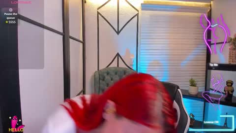 Snapshot of nahomirichards chatting on December 18, 2025, 5:02 am Nahomi online show from December 18, 2025, 5:02 am